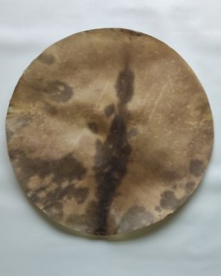 Rasiertes sehr dickes Djembe Hirschfell XL