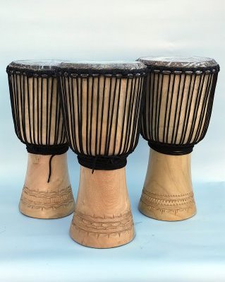 Mittlere Djembe 25