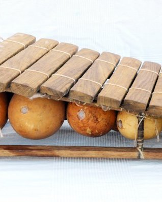 Bobo pentatonisches Balafon Instrument 16 Klangstäbe